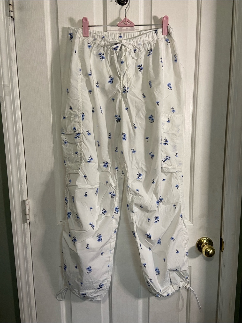 PINK Victoria's Secret White Cargo Joggers with Blue Floral Print
